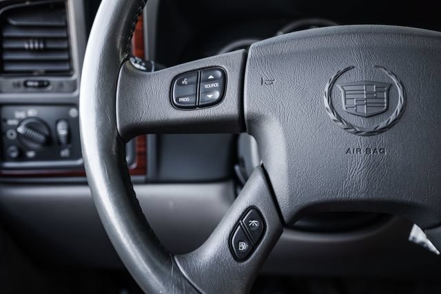 Used 2003 Cadillac Escalade AWD image 55
