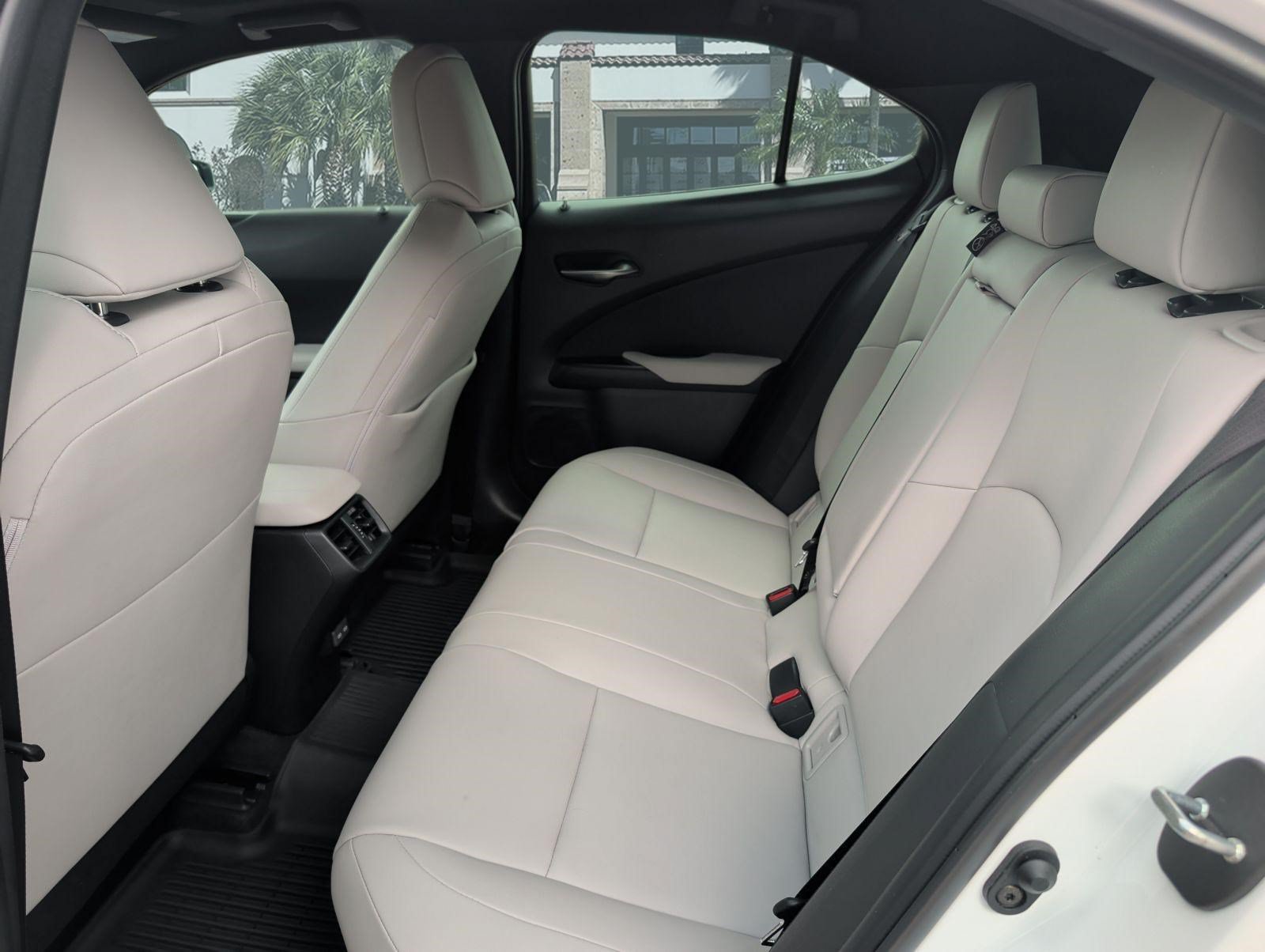 Used 2025 Lexus UX 300h FWD w/ Accessory Package (Z1) image 25