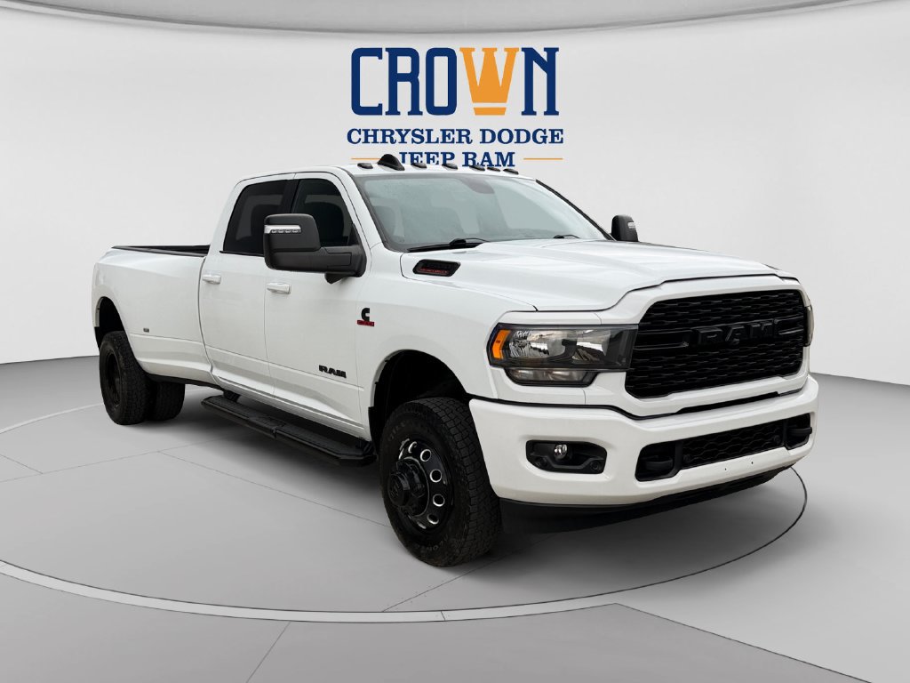 Used 2024 RAM 3500 Big Horn w/ Night Edition AWD/4WD image 1