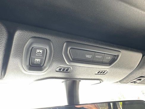 Used 2022 Jeep Wrangler Unlimited Sahara AWD/4WD image 20