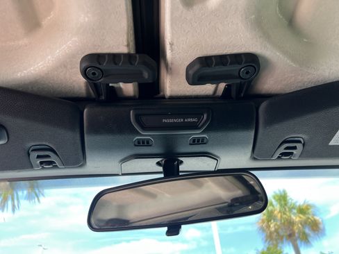Used 2021 Jeep Gladiator Sport AWD/4WD image 34