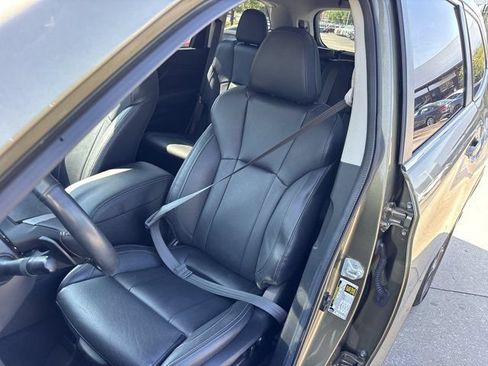 Used 2024 Subaru Ascent Limited w/ Technology Package AWD/4WD image 23