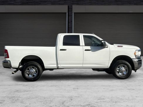 Used 2024 RAM 2500 Tradesman w/ Chrome Appearance Group image 3