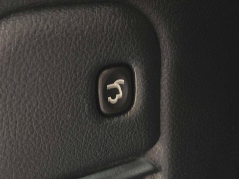 Used 2017 Jeep Grand Cherokee Summit AWD/4WD image 7
