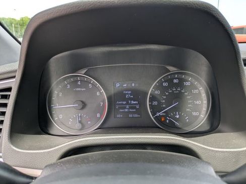 Used 2018 Hyundai Elantra Value Edition FWD image 12