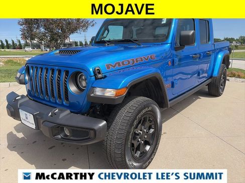 Used 2023 Jeep Gladiator Mojave AWD/4WD image 4