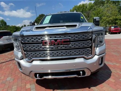 Used 2020 GMC Sierra 2500 Denali w/ Denali Ultimate Package AWD/4WD image 4