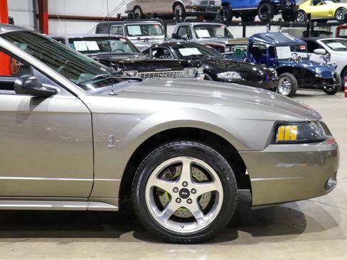 Used 2001 Ford Mustang Cobra image 11