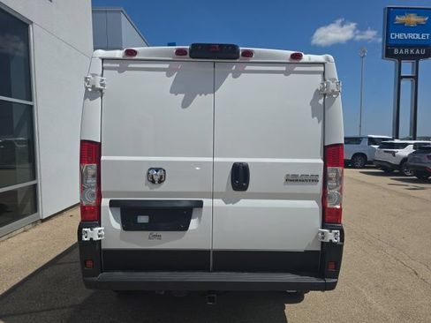 Used 2025 RAM ProMaster 1500 w/ Safety Group FWD image 9