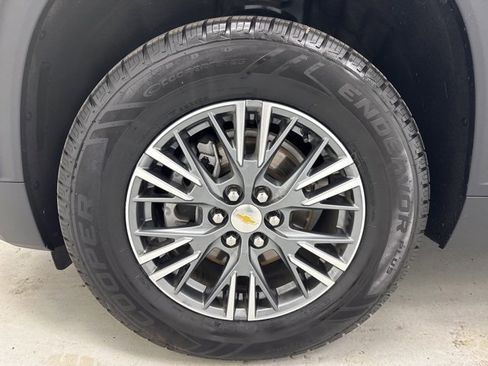 Used 2024 Chevrolet Traverse LT w/ Trailering Package image 39