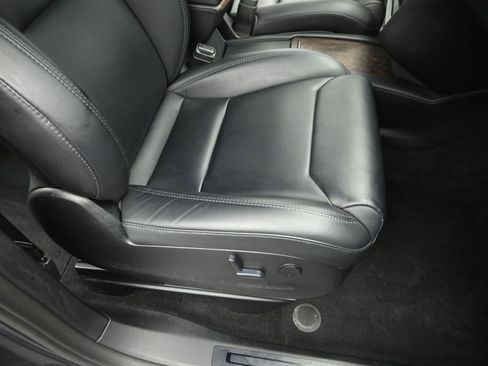 Used 2018 Tesla Model X 75D image 29
