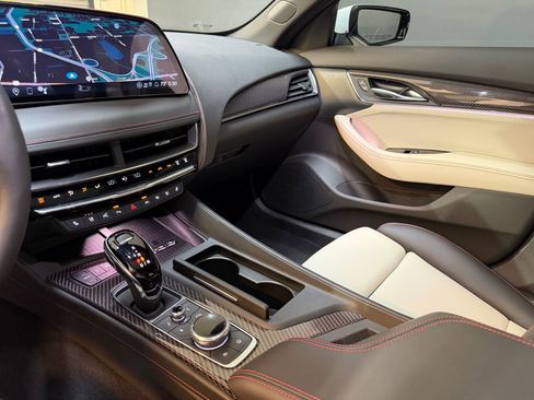New 2026 Cadillac CT5 V image 32