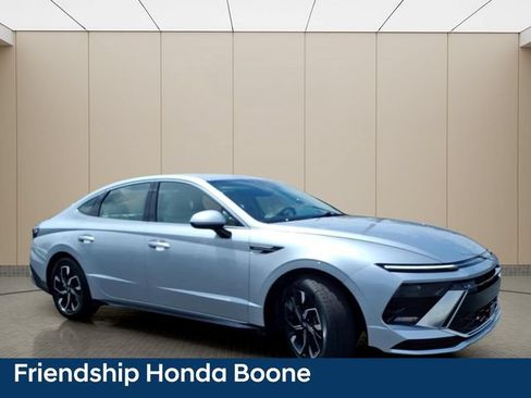 Used 2024 Hyundai Sonata SEL FWD image 5