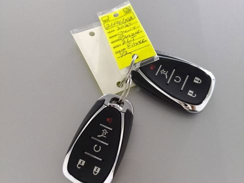 Used 2020 Chevrolet Blazer LT FWD image 30