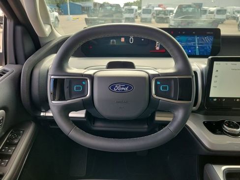 New 2025 Ford Expedition Max Active RWD image 9