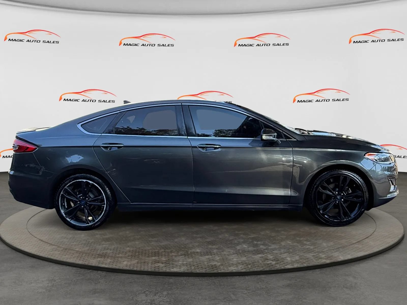 Used 2020 Ford Fusion Titanium AWD/4WD image 6