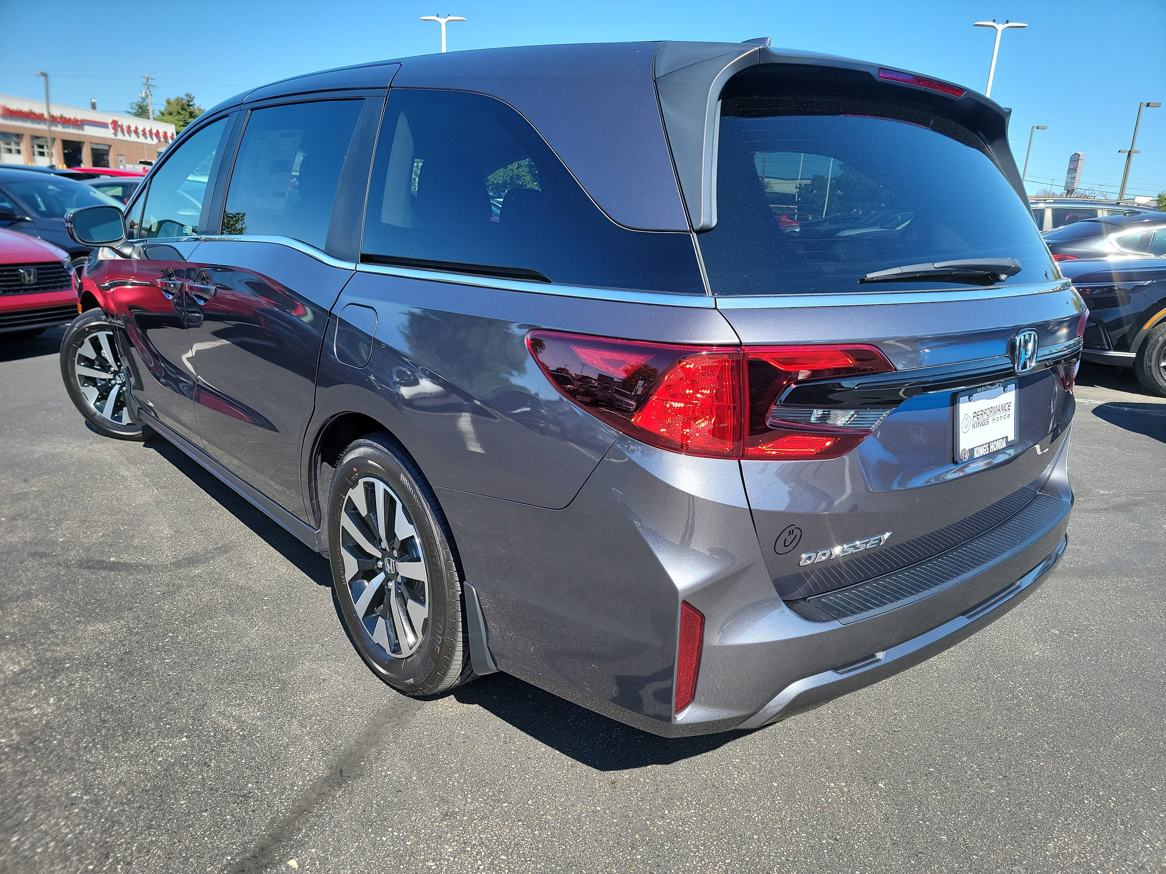 New 2027 Honda Odyssey Elite image 17