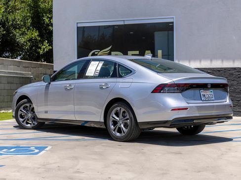 Used 2024 Honda Accord EX-L image 11