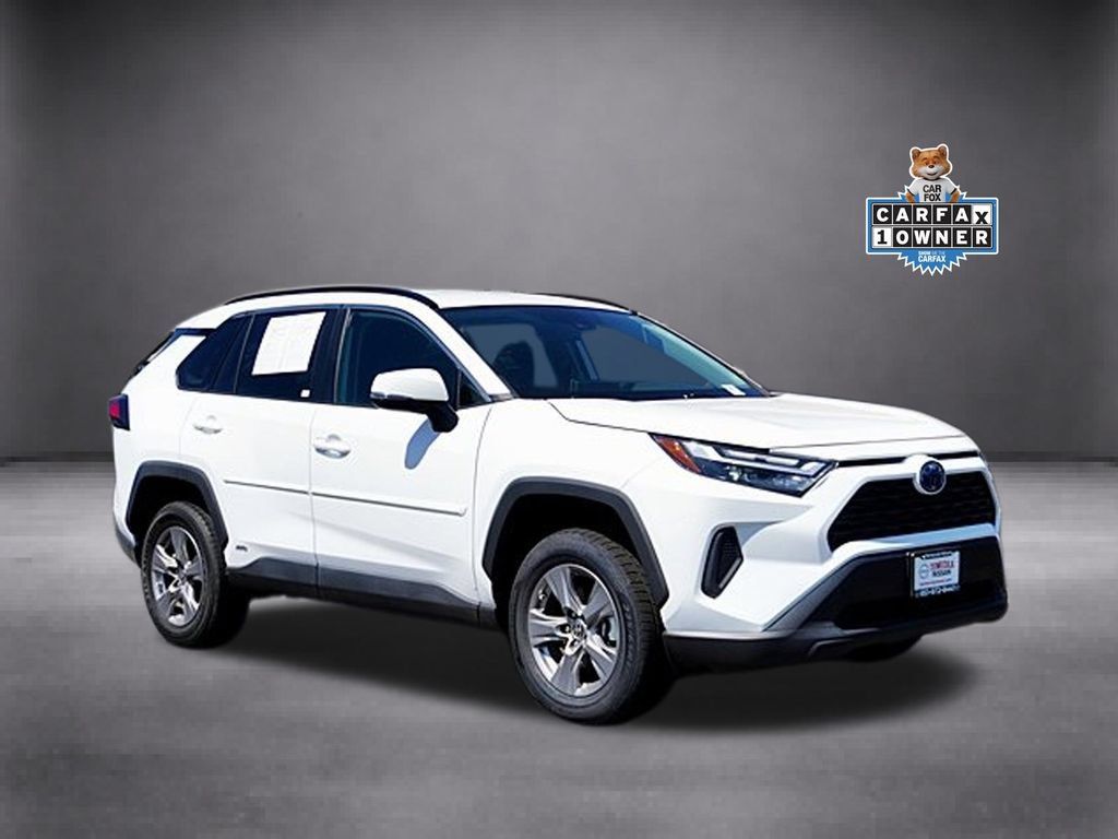 Used 2024 Toyota RAV4 LE AWD/4WD image 2