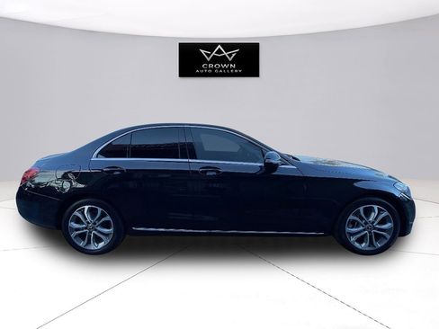 Used 2017 Mercedes-Benz C 300 Sedan image 4