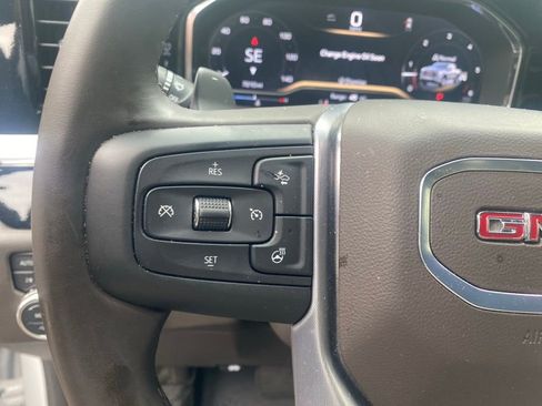 Used 2025 GMC Sierra 1500 SLT w/ SLT Premium Plus Package AWD/4WD image 5