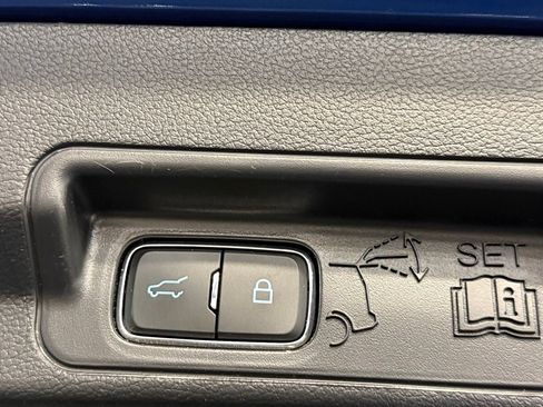 Used 2021 Ford Explorer Limited w/ Equipment Group 301A image 31