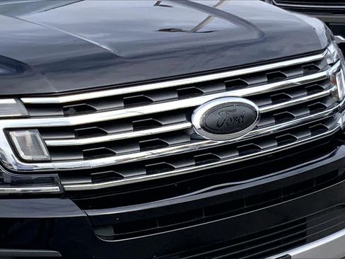 Certified 2020 Ford Expedition Max XLT w/ Equipment Group 202A image 27