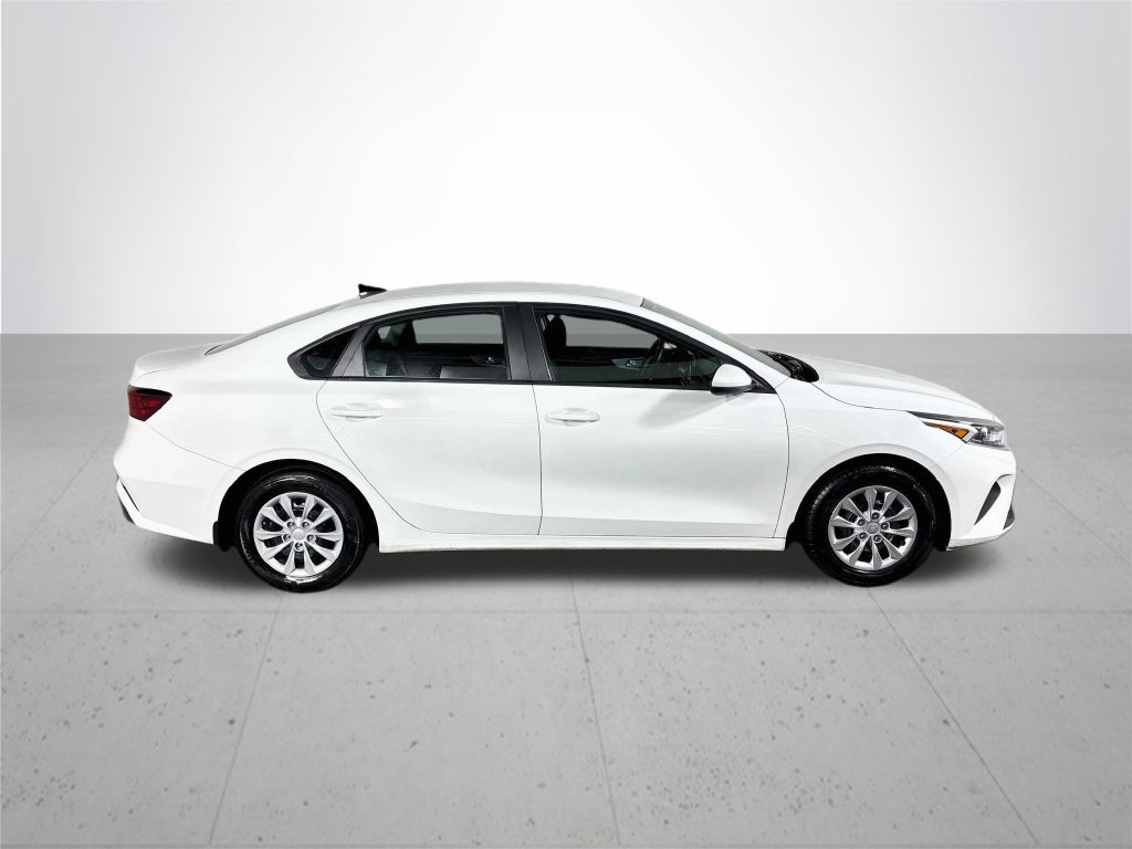 Used 2024 Kia Forte LX FWD image 5
