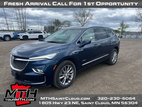 Used 2022 Buick Enclave Avenir AWD/4WD image 6