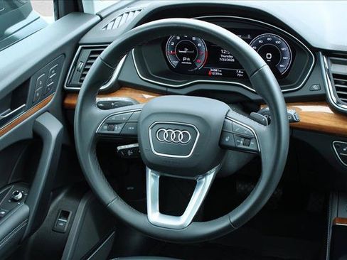 Used 2023 Audi Q5 2.0T Premium Plus AWD/4WD image 25