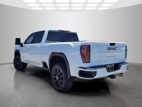 Used 2024 GMC Sierra 2500 AT4 AWD/4WD image 8