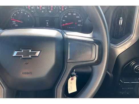Used 2021 Chevrolet Silverado 1500 Custom Trail Boss AWD/4WD image 21