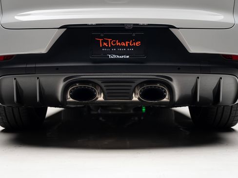 Used 2024 Porsche Cayenne Turbo GT image 31