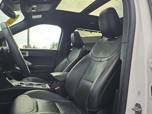 Used 2022 Ford Explorer ST w/ Equipment Group 401A image 14