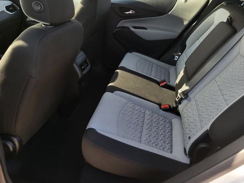 Used 2024 Chevrolet Equinox LS w/ Driver Confidence II Package FWD image 12