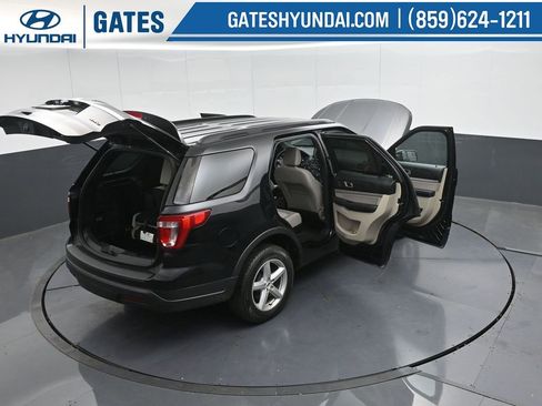 Used 2018 Ford Explorer 4WD image 46