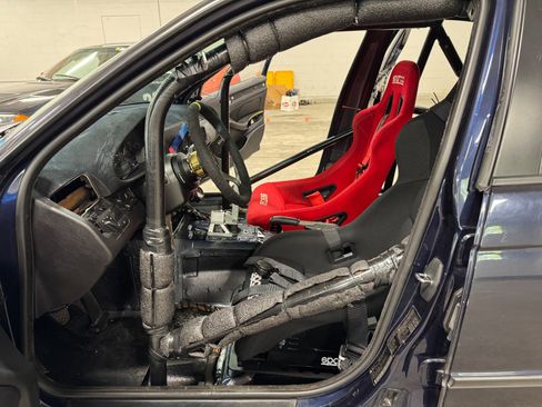 Used 2003 BMW 325i Sedan image 11