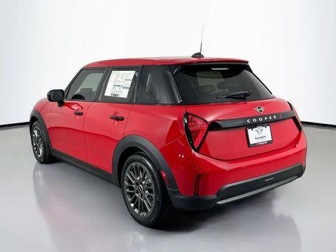 Certified 2025 MINI Cooper S image 7