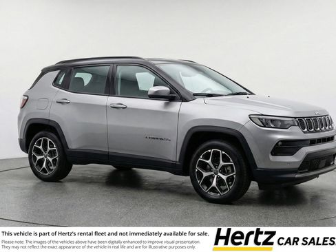 Used 2025 Jeep Compass Limited AWD/4WD image 1