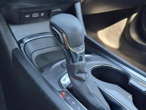 Used 2024 Chevrolet Malibu LT FWD image 10