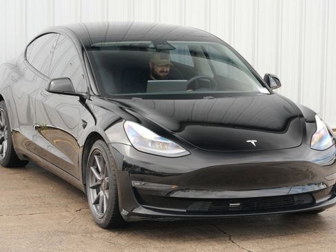 Used 2021 Tesla Model 3 Long Range image 53