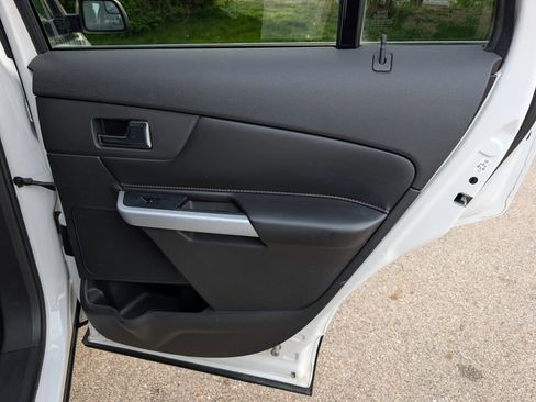 Used 2013 Ford Edge Limited image 34
