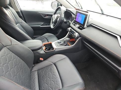 Used 2024 Toyota RAV4 Adventure image 11