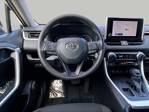 Used 2024 Toyota RAV4 LE FWD image 6