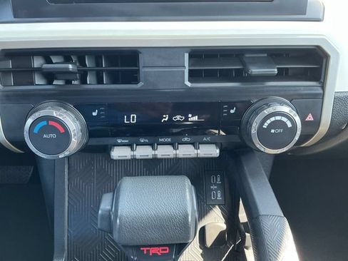 Used 2024 Toyota Tacoma TRD Off-Road AWD/4WD image 17