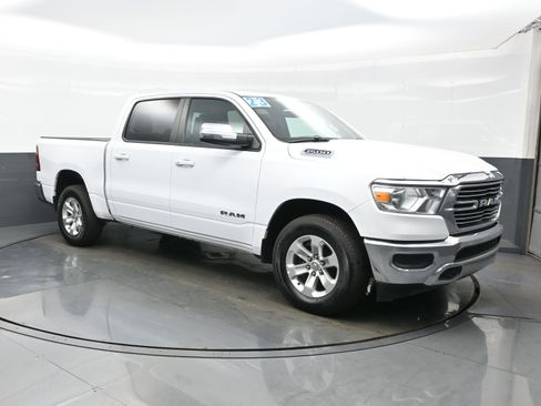 Used 2023 RAM 1500 Laramie AWD/4WD image 8