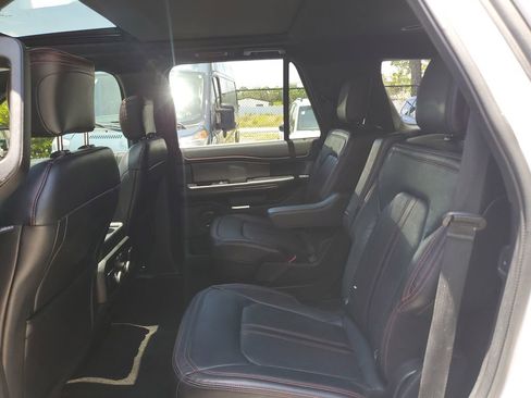 Used 2019 Ford Expedition Limited w/ Equipment Group 303A RWD image 12