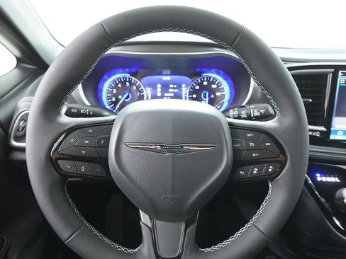 New 2026 Chrysler Pacifica Select w/ S Appearance Package FWD image 16