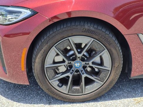 Used 2023 BMW i4 eDrive40 RWD image 21