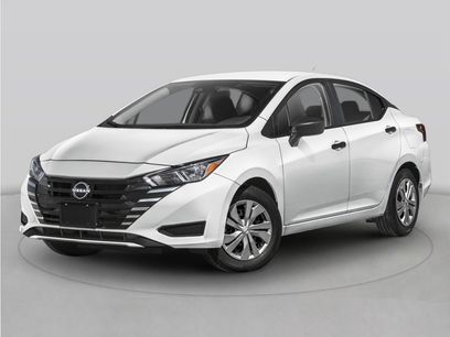 Used 2023 Nissan Versa SR w/ Trunk Package